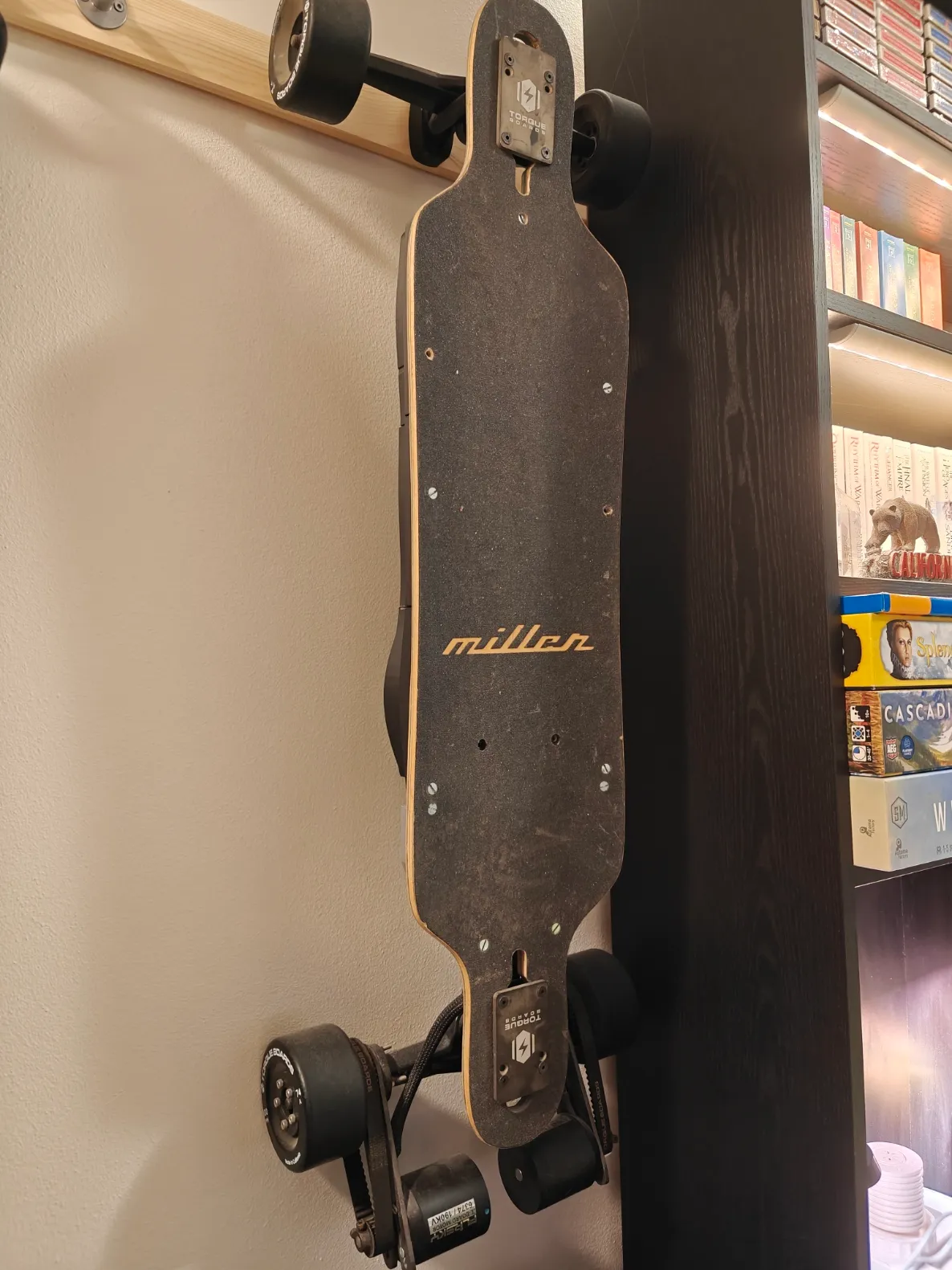 The finished motorized skateboard